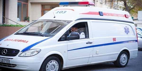 Şəmkirdə “Mercedes” aşdı: Məktəbli öldü, 3 nəfər yaralandı