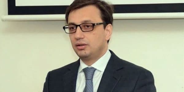 Rüfət Aslanlının adı qərardan çıxarıldı