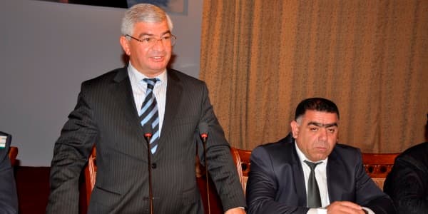 Prezident icra başçısını təltif etdi (SƏRƏNCAM)