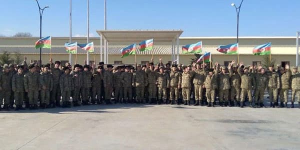 Cəbhə xəttində xidmət edən hərbi qulluqçuların bir hissəsi ehtiyata buraxılıb (FOTOLAR)