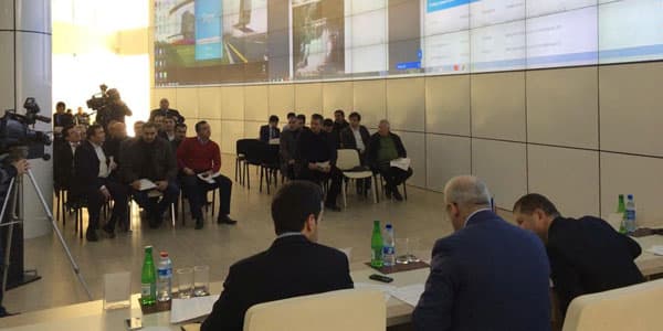 İlin ilk hərracı: 15 dövlət əmlakı özəlləşdirildi (FOTO)