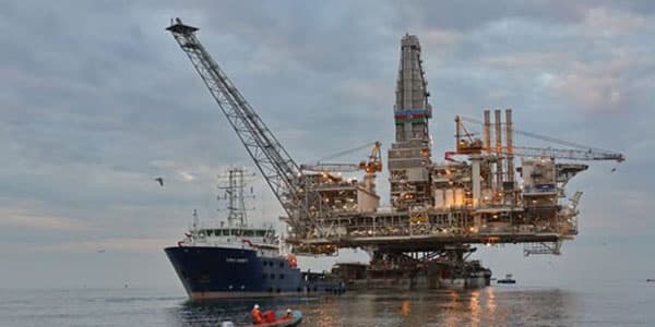 SOCAR güclü küləyə görə təhlükəsizlik tədbirlərini gücləndirdi