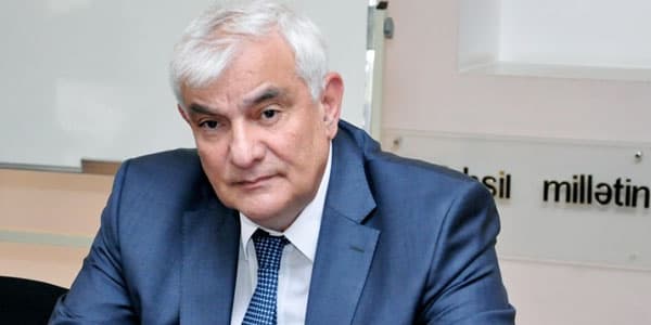 Rektor: "Masaj kursunu bitirən xanım universitetdə yüksək vəzifədə çalışırdı"