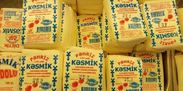 Sabah istehsal olunacaq kəsmik, bu gündən marketlərdə (FOTOLAR)