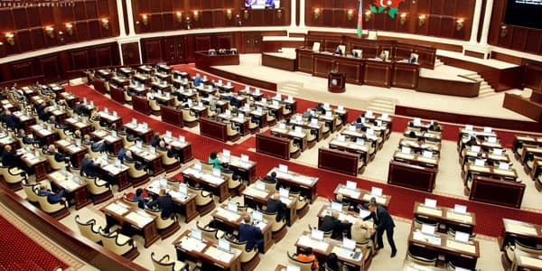 Milli Məclisin 63 üzvünün səsi ilə deputat mandatı ləğv ediləcək