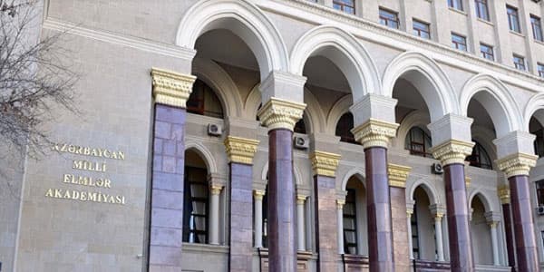 Tarix İnstitutunda AMEA-nın yaranması tarixi araşdırılır (FOTO)