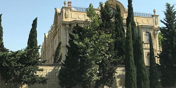 “Məmurların mənzillərini də ictimai nəzarətə götürmək lazımdır”