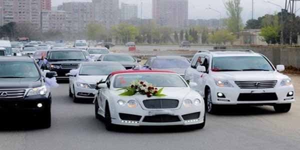 Azərbaycanda toy karvanı yolu belə kəsdi (VİDEO)
