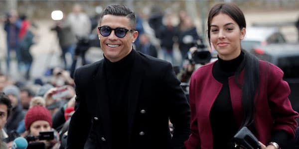 Məhkəmə Ronaldo ilə bağlı qərar verdi: 23 ay həbs və 18,8 milyon cərimə (FOTOLAR)