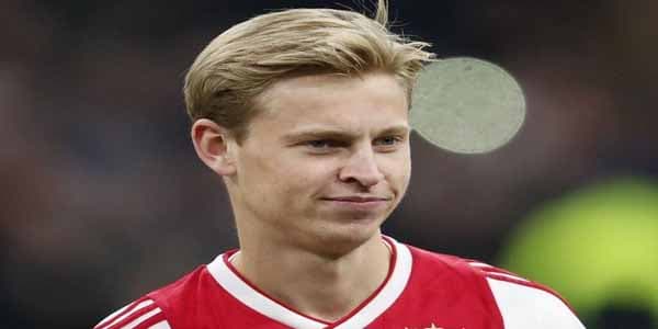 "Barselona" "Ayaks"ın futbolçusunu 75 milyon avroya transfer etdi