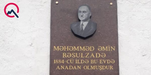 Rəsulzadənin üçüncü barelyefi: Bu dəfə təkcə adı saxladılar (FOTO)