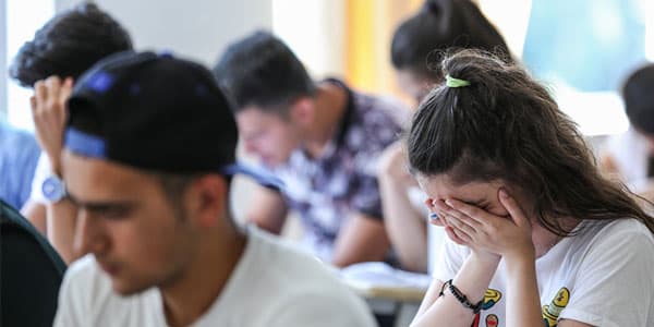Ali məktəblərə qəbul ixtisaslarının sayı açıqlandı
