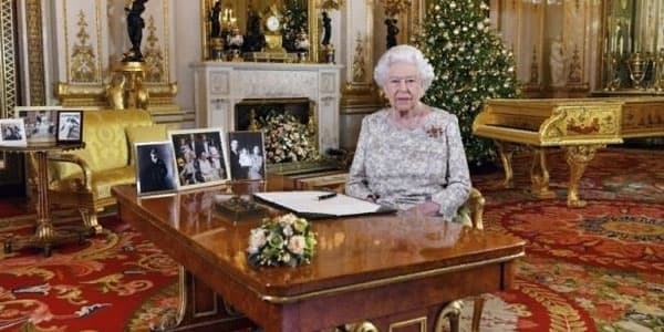 Britaniya polisi plan hazırlığında: öncə kraliça və ailə üzvləri qaçırılacaq