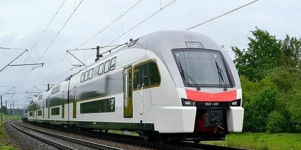 Sumqayıtdan Bakıya gələn sürət qatarı qadını vurub öldürdü