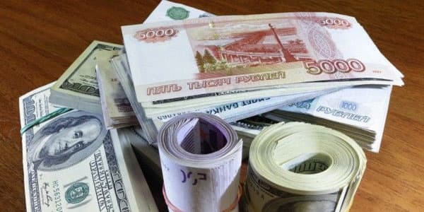 Gül kələmi adıyla ölkədən 30 milyon çıxarmaq istədi - 7 il həbsdə yatacaq