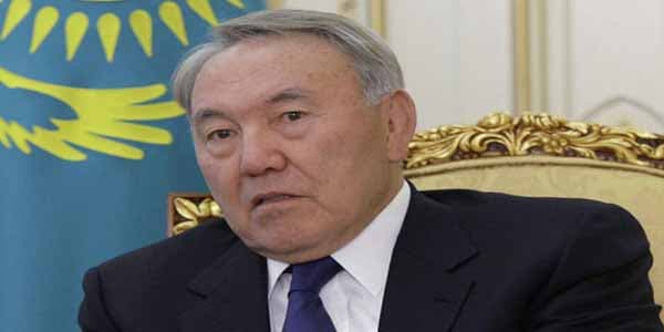 Nazarbayev: "Xoşbəxt olan milyarder görmədim"