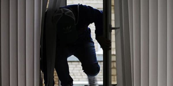 Qohumlar birləşib, zavodun 75 min manatını “əritdi”