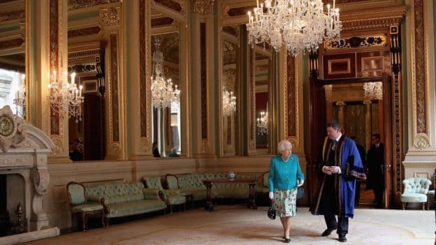 Londonun gizli, funtlu milyarder gildiyaları