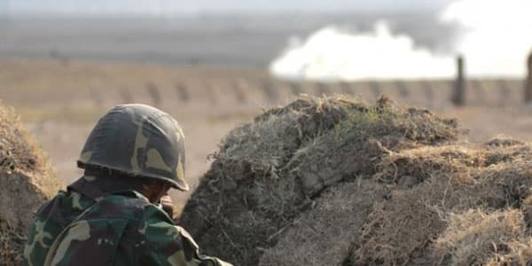 Düşmənlə üz-üzə dayanan hərbçilərlə bir gün: təmas xəttindən REPORTAJ