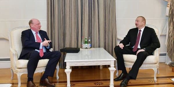 İlham Əliyev Avropa Komissiyasının nümayəndə heyətini qəbul etdi