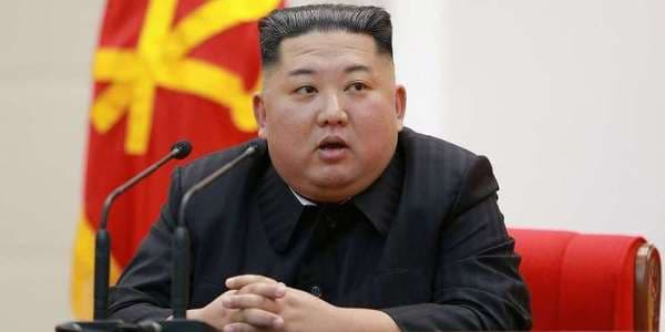 Kim Trampla görüş yerinə doğru yola çıxdı