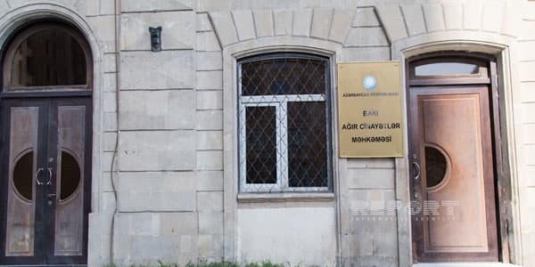 Sabiq deputat çayçısının adına 5.3 milyon manatlıq kredit götürüb