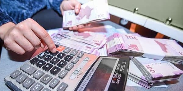Kreditlərlə bağlı fərman bu şəxslərə şamil ediləcək (ŞƏRH)
