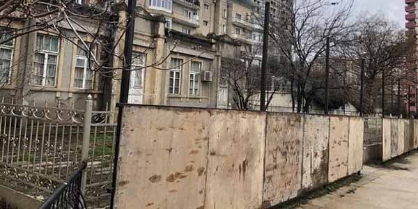 Cəfər Cabbarlının ev muzeyi sökülür (FOTO)