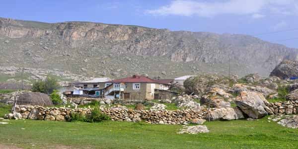 Azərbaycanda əhalisi azalan kəndlərin çox olduğu regionların adları açıqlandı
