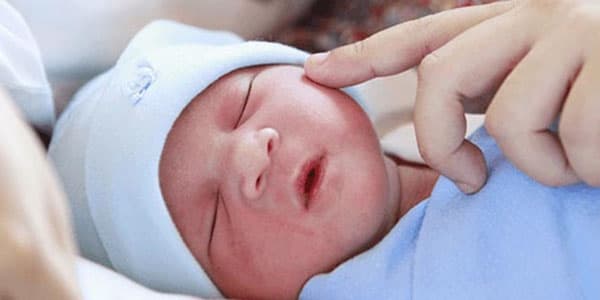 Bərdədə son 10 gündə doğum evində 4 körpə ölüb
