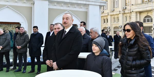 İlham Əliyev və Leyla Əliyeva ulduzların oyununda (FOTOLAR)