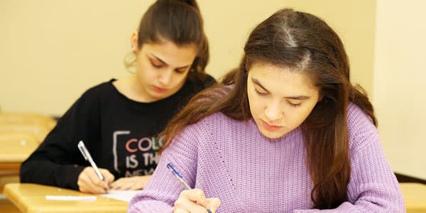 Martın 10-da növbəti buraxılış imtahanı keçiriləcək