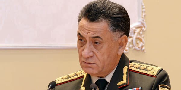 Nazir polis rəisini işdən çıxardı