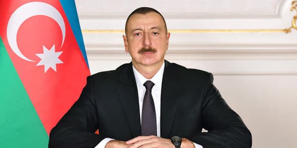 Prezident 2 teatrla bağlı sərəncam imzaladı