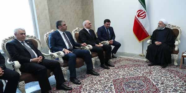 Həsən Ruhani: "İran-Azərbaycan əlaqələri getdikcə dərinləşir"