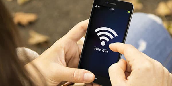 İctimai yerlərdə Wi-Fi təhlükəsi - Nazirlik xəbərdarlıq yaydı