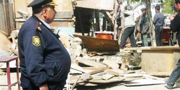 Bölmə rəisi və iki polis əməkdaşı kök olduqları üçün işdən çıxarıldı