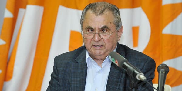 Şimali Kipr Türk Cümhuriyyətinin sabiq baş naziri vəfat etdi