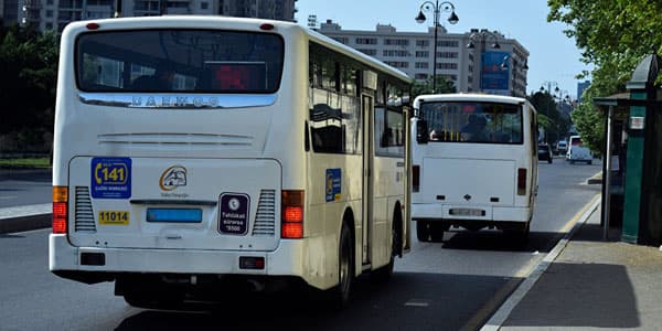 Avtobuslarda sürət məhdudlaşdırılacaq (VİDEO)