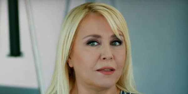 Məşhur türk aktrisası: "Ata tərəfim azərbaycanlıdır"