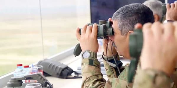 Ordumuzun genişmiqyaslı təlimlərinin döyüş atışlı mərhələsi icra olunub (FOTO/VİDEO)