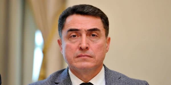 Komitə sədri bu şəxslərə ev verilməsini təklif edir