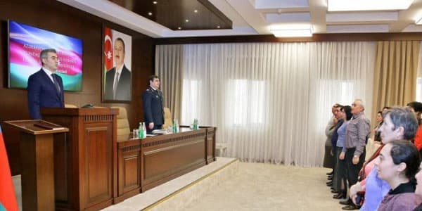 Azərbaycan vətəndaşlığına qəbul edilən 74 nəfər and içdi