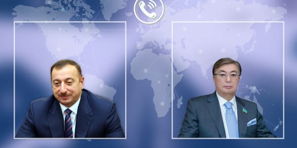 İlham Əliyev Tokayevi təbrik etdi