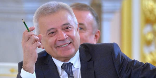 Vahid Ələkbərov rusiyalı milyarderlərin “top-10″luğunda (SİYAHI)
