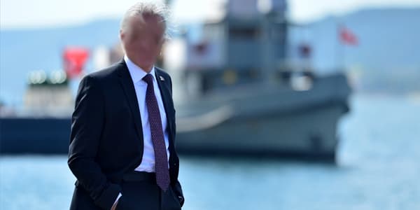Türkiyənin zəngin iş adamı tanınmış azərbaycanlı qadına elçi düşdü