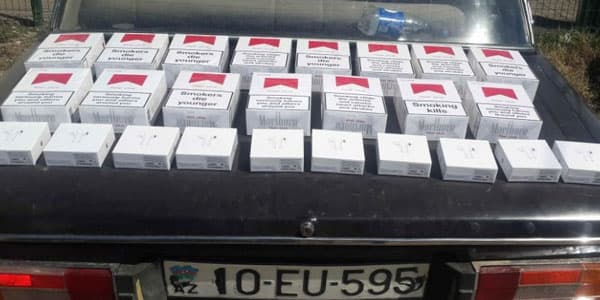 Gömrükdə 4 min “Marlboro”, 8 qutu kürü tutuldu (FOTO)