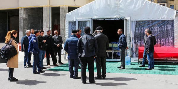 İki quda bir gündə həyatla vidalaşdı