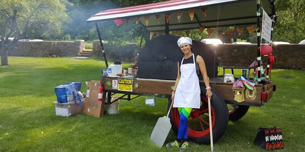 Minnesotada yaşayan azərbaycanlı xeyriyyəçi xanım