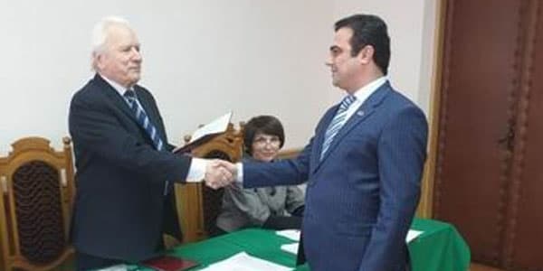 Diaspor rəhbəri elmlər doktoru oldu (FOTOLAR)